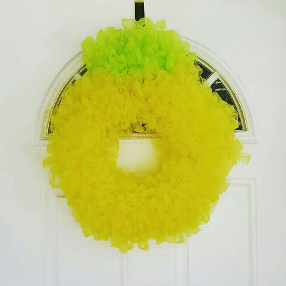 Pineapple Wreath